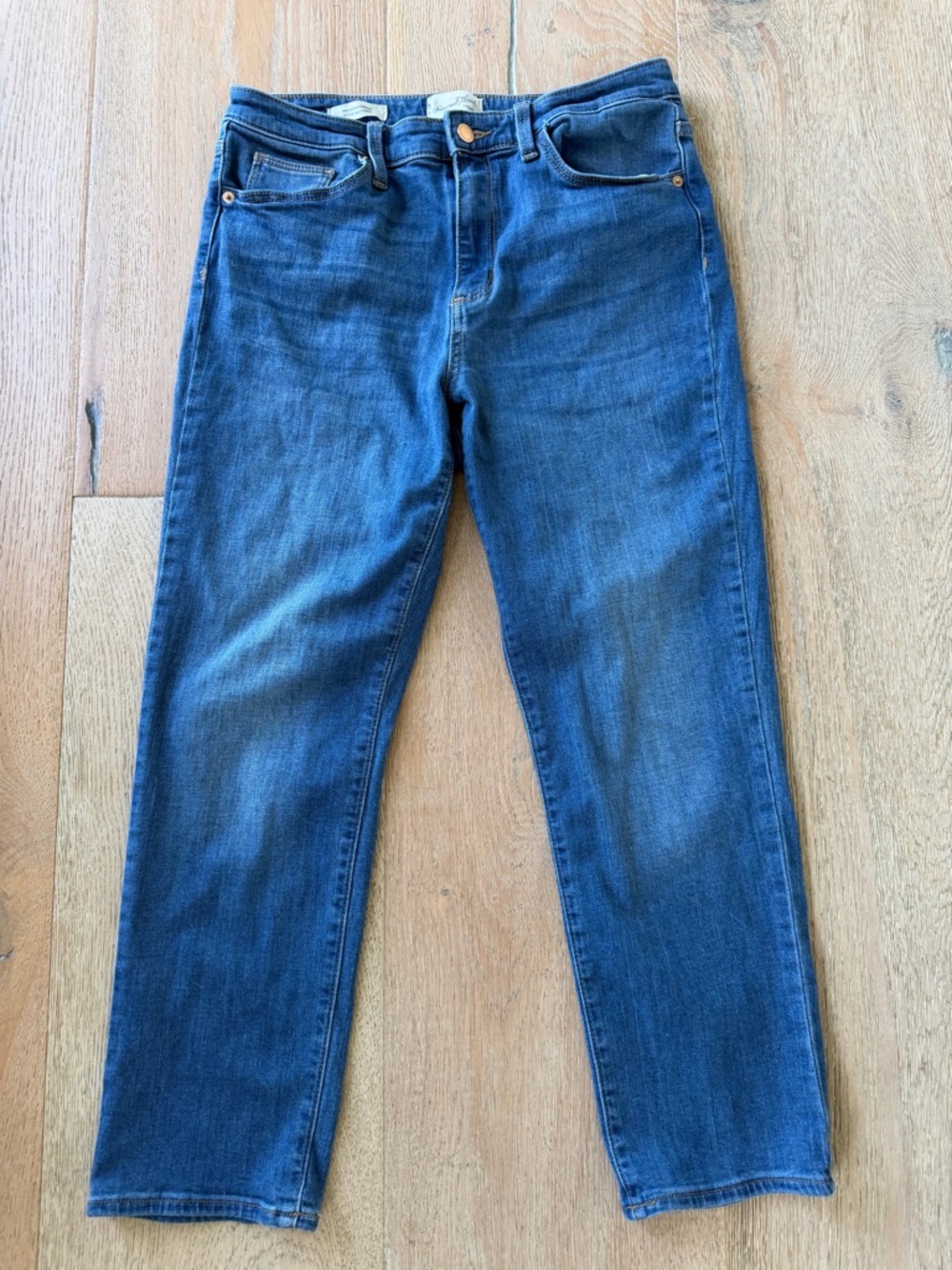 Universal Thread Medium Blue High-Rise Straight Jeans